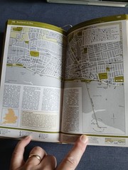 AA BOOK OF THE SEASIDE – HARDBACK FAIR CONDITION