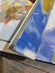 New Concise World Atlas 5th Edition Visible Wears Read Description