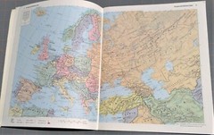 Quick Reference World Atlas trade paperback 1982 Rand McNally illustrated