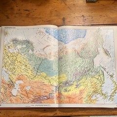 Pictorial Atlas of the World-Ottenheimer Publishers 1993 Hardcover-0824117069