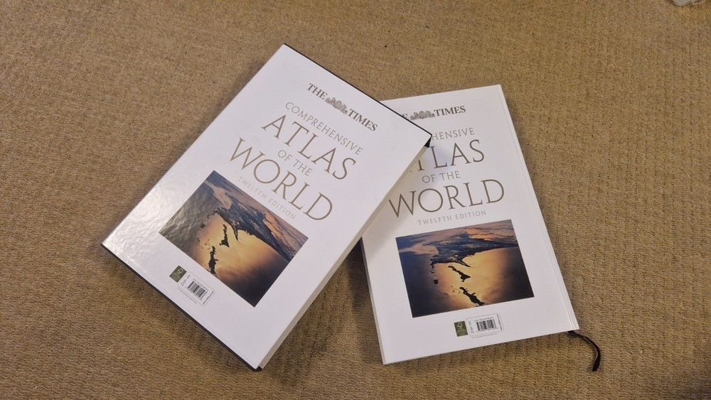 Beautiful H/B The Times Comprehensive Atlas Of The World 12th Ed in slip case