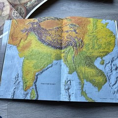 The Reader’s Digest Great World Atlas – 5th Edition + map sleeve 1975