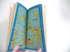 A-Z VISITORS” LONDON ATLAS & GUIDE 1974 Guide Book 5 1/2″ X 3 1/4″ Pocket Refere
