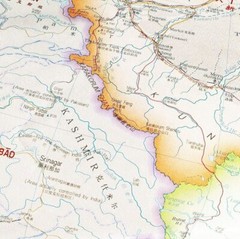 Map of The People’s Republic of China 中华人民共和国地图 English-Chinese 1 : 6,000,000