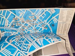 York Miniguide + Map – From 1980’s?-Free shipping-English/French/German