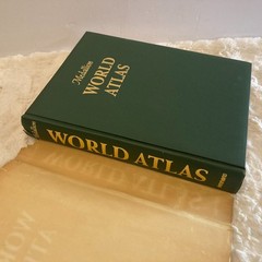Vintage 1977 Hammond Medallion World Atlas Hardcover Book with Dust Jacket