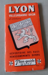 Plan-guide Blay map & guide of Lyon France 1956. We have more vintage maps.