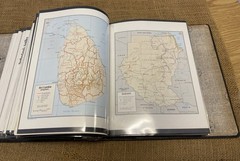 Vintage US GOVT. Ring binder with 138 geographical World Map cards 10”x8”#STA