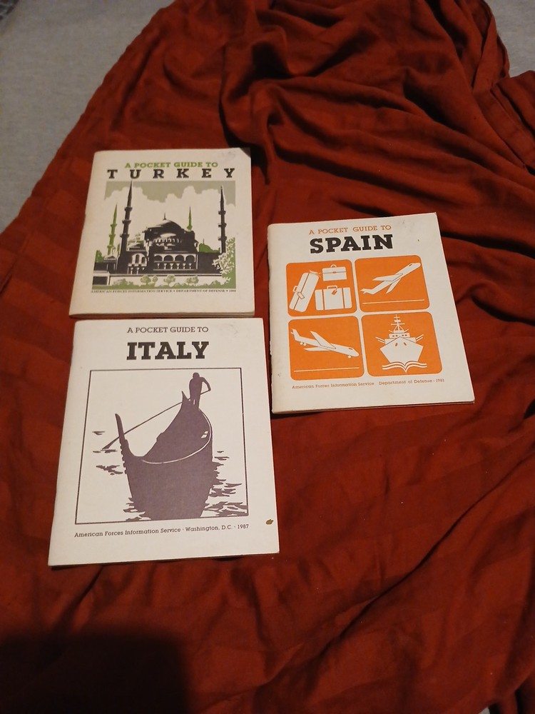 3 1980s MILITARY POCKET GUIDES Spain, Italy & Turkey