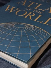 Atlas of the World coffee table book Big “15×11” 2003 published Oxford
