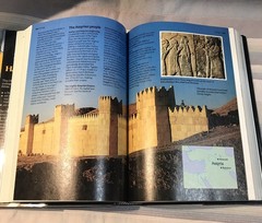 The Hodder Bible Handbook By Merrill F. Unger & Gary N. Larson 1984 Like New