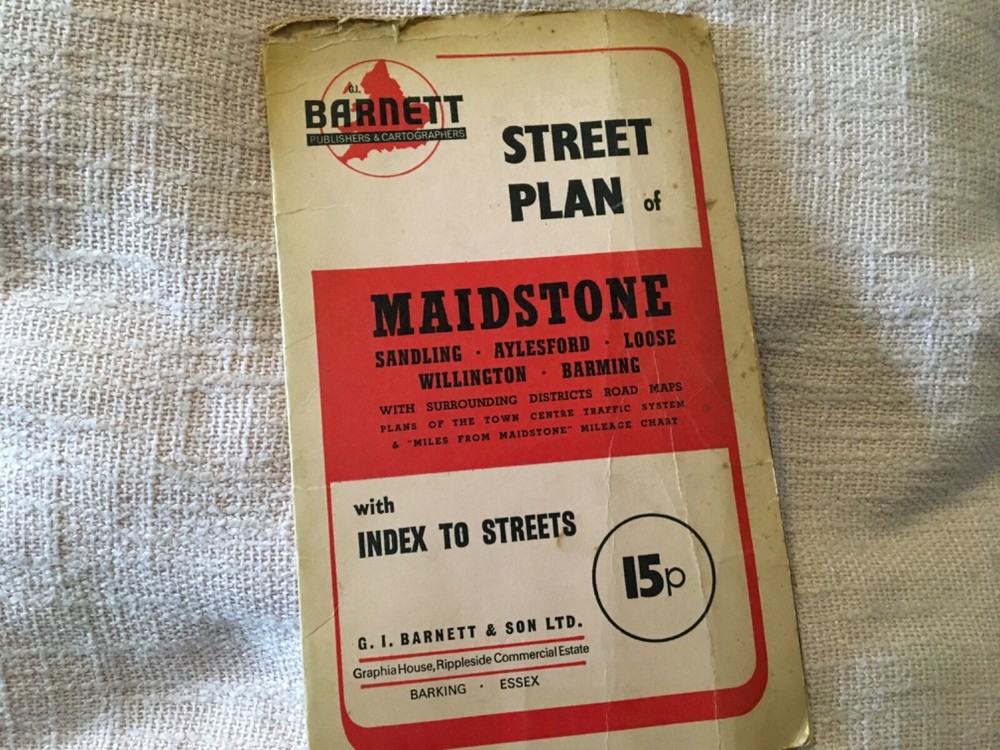 Barnett’s Street Plan & Map – Maidstone c1973