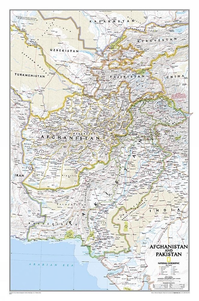 Afghanistan, Pakistan Map [Laminated]: Reference Maps by Nat Geo Maps (English)