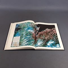 Large Book Atlas Of Europe And Italy De Agostini Free Copy ESSO 1994