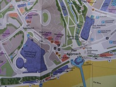 Bournemouth Street Map & Guide. Pocket-sized. Fold-out 60x42cm. 2018.Attractions