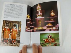 A Tour Around London Tourist Guide 39 Color Illustrations 1 Map 1992-1998