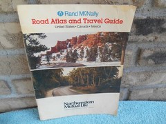 VINTAGE Rand Mcnally 1983 Midsize Road Atlas & TRAVEL GUIDE Paperback 87 PAGES.