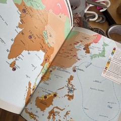 Philip’s Atlas of World History, No Author., Very Good Book