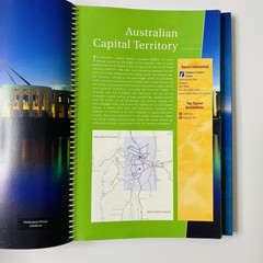 Australia’s Top Tourist Destinations by Margaret McPhee Gregory’s – Paperback