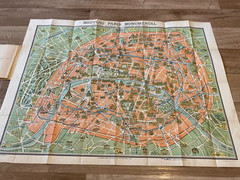 Map and Guide to Paris and Environs Fuhrer Guilmin (1940?)