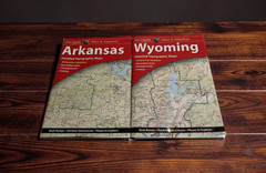 DeLorme Atlas and Gazetteer Detailed Topographic Extensive Arkansas & Wyoming