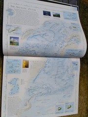 The Illustrated World Atlas Barnes & Noble Books 2004 – Very Good