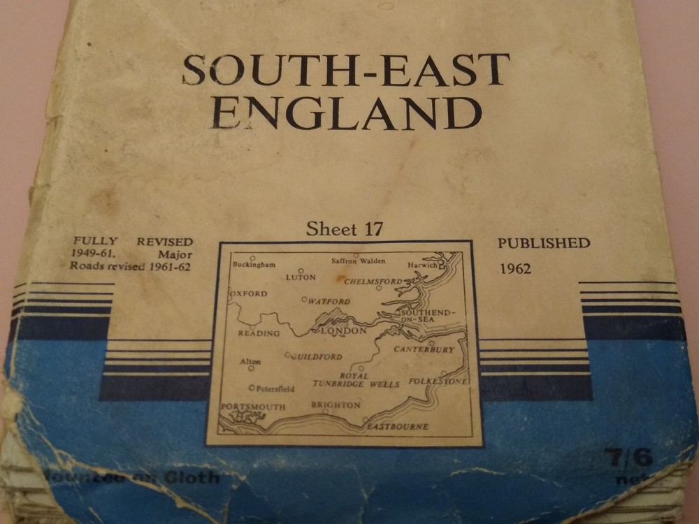 1962 Ordnance Survey Map South East England Sheet 17. Worn cover but Intact map.