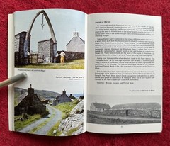 THE WESTERN ISLES OFFICIAL GUIDE BOOK AND MAP 1974