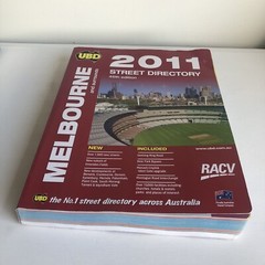 UBD Street Directory Melbourne And Surrounds 2011 45th Edition – Road Trip Map