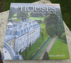 Houses of the National Trust: Homes with History,Lydia Greeves