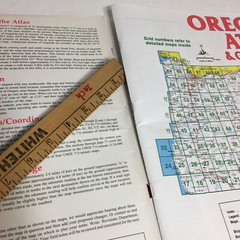 OREGON ATLAS AND GAZETTEER: DETAILED TOPOGRAPHIC MAPS, Delorme Mapping Company