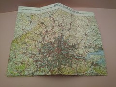 1962 Ordnance Survey Map South East England Sheet 17. Worn cover but Intact map.
