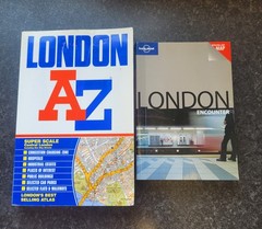 London Street Atlas A-Z Map And Lonely Planet London Encounter travel guide