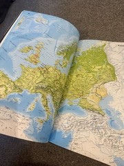 Vintage Reader’s Digest Atlas of the World Hardback Book 1993 Rand McNally Map