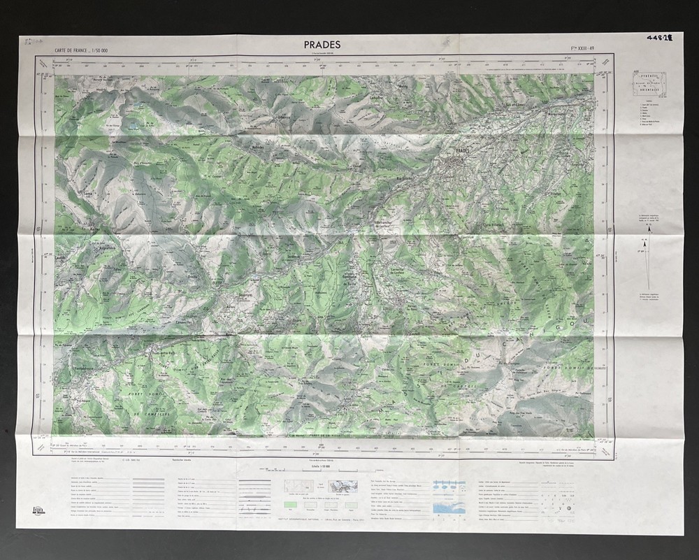 Vintage Carte De France Fold out sheet Paper Map of Prades 1963 outstanding cond