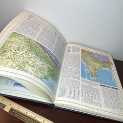 Oxford Encyclopedic World Atlas 1995 Hardcover 2nd Edition Hardcover Reference