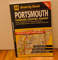 AA Street by Street Portsmouth,AA Publishing