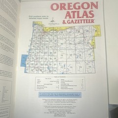 DeLorme Mapping Oregon Atlas & Gazetteer 1991 English Atlas Book