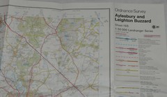 OS Ordnance Survey Landranger Map. Sheet 165 Aylesbury & Leighton Buzzard. 1981.
