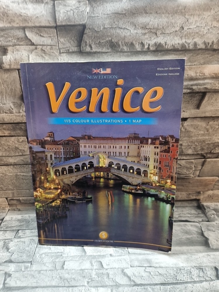 Venice Guide Book/ Street Map 115 Colour Illustrations Of This Stunning City