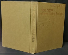 Rand McNally The New International Atlas Multi Lingual Edition 1980 Hardbound