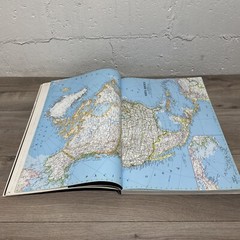 National Geographic Atlas of the World Revised Sixth Edition Oversized Book 1990
