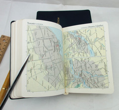 ATLAS The Traveler’s Atlas A Geographic Handbook Leather 4×6 NAVY