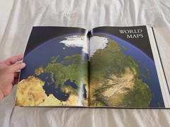 🌍Oxford Atlas of the World 16th Ed 2009 Philips Maps Hardcover📚