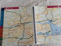 THE COMPLETE ROAD ATLAS OF IRELAND (2004)