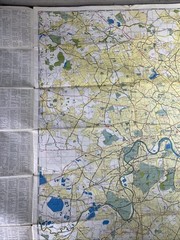 England : London – Section No. 1 Road Map and Central London Street Index – Esso