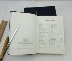 ATLAS The Traveler’s Atlas A Geographic Handbook Leather 4×6 NAVY