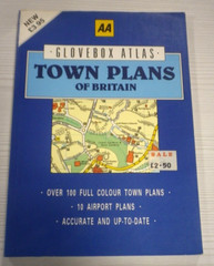 Town Plans of Britian (AA Glovebox Atlas) Paperback (Over 100 Colour Town Plans)