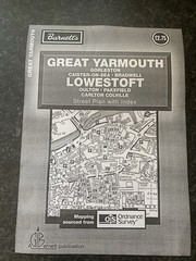 Yarmouth Lowestoft Bradwell Fold out street map with index in black/white