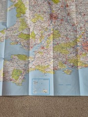 Avis Touring Guide To British Hotels, Guest Houses, Restaurants Etc. 1983